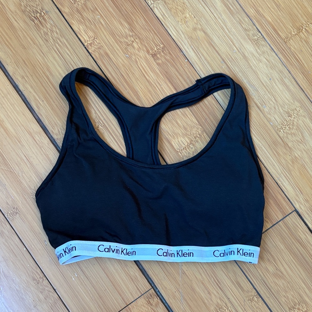 Calvin Klein Sports Bra - S